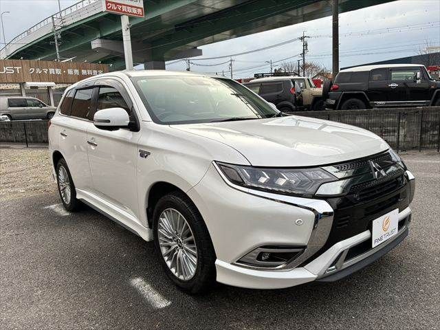 MITSUBISHI OUTLANDER PHEV 2018