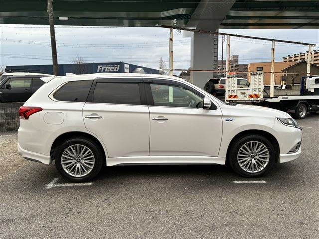 MITSUBISHI OUTLANDER PHEV 2018