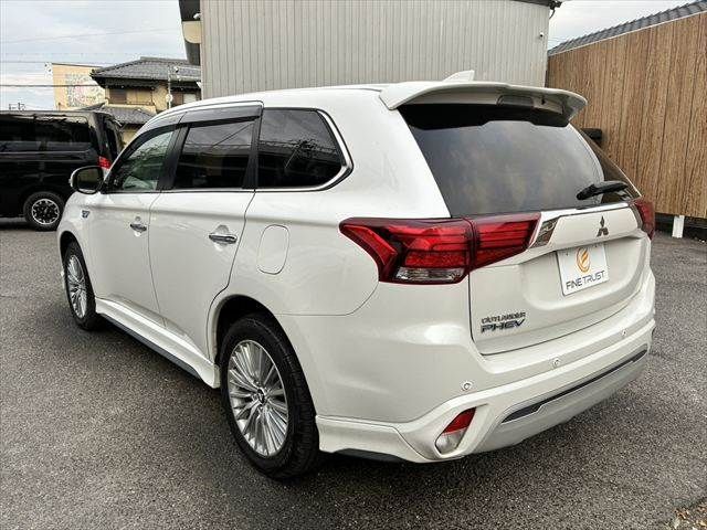 MITSUBISHI OUTLANDER PHEV 2018