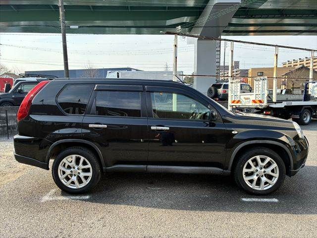 NISSAN X-TRAIL 4WD 2012