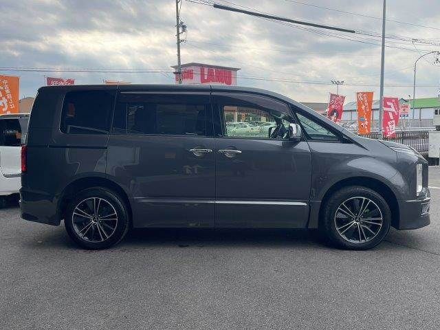 MITSUBISHI DELICA D:5 4WD 2019