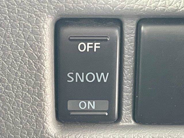 NISSAN NV350 CARAVAN 2020