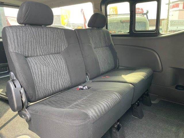 NISSAN NV350 CARAVAN 2020