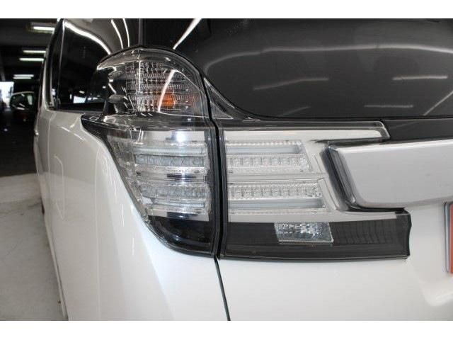 TOYOTA VELLFIRE 2015