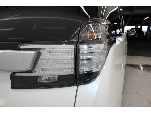 TOYOTA VELLFIRE 2015