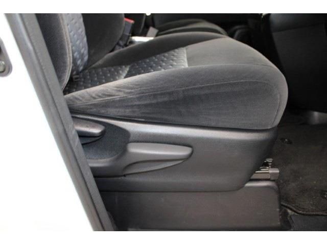 TOYOTA VELLFIRE 2015