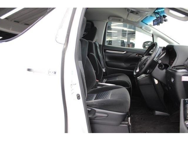 TOYOTA VELLFIRE 2015