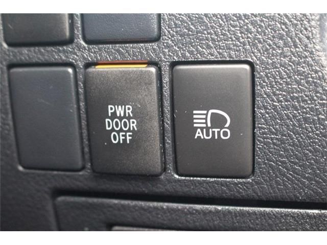 TOYOTA ALPHARD hybrid 4WD 2022