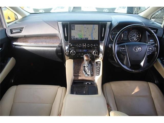 TOYOTA ALPHARD hybrid 4WD 2020