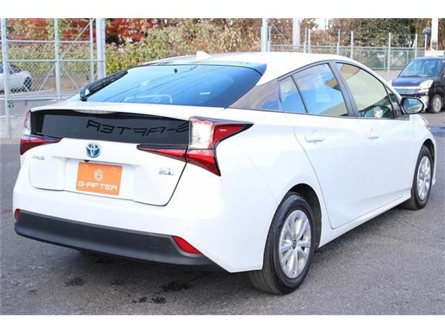TOYOTA PRIUS 2022
