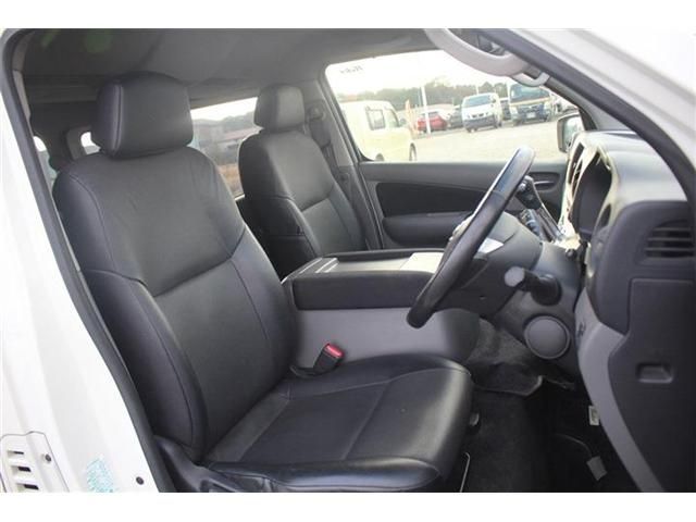 NISSAN NV350 CARAVAN 2020