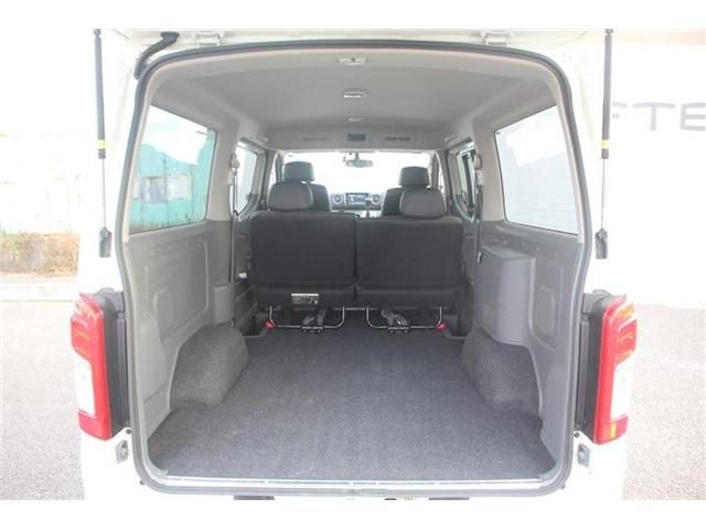 NISSAN NV350 CARAVAN 2020