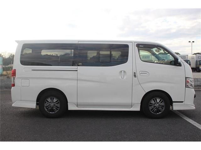 NISSAN NV350 CARAVAN 2020