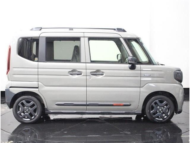 SUZUKI Spacia GEAR 4WD 2024