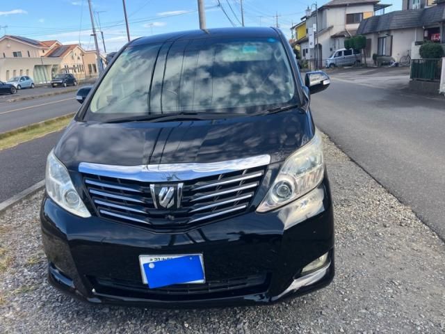 TOYOTA ALPHARD 2009