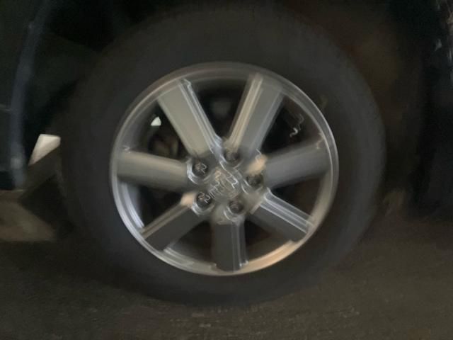 TOYOTA VOXY 4WD 2009