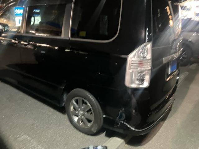 TOYOTA VOXY 4WD 2009