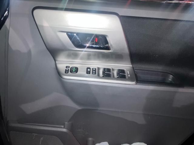 TOYOTA VOXY 4WD 2009