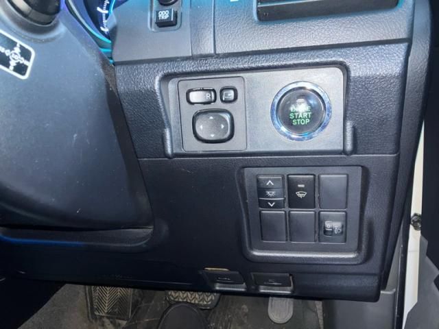 TOYOTA LANDCRUISER PRADO 2011