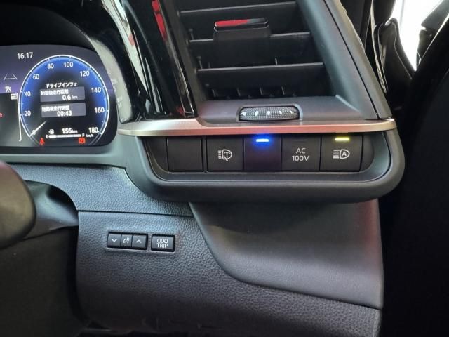 TOYOTA CROWN SPORT 2025