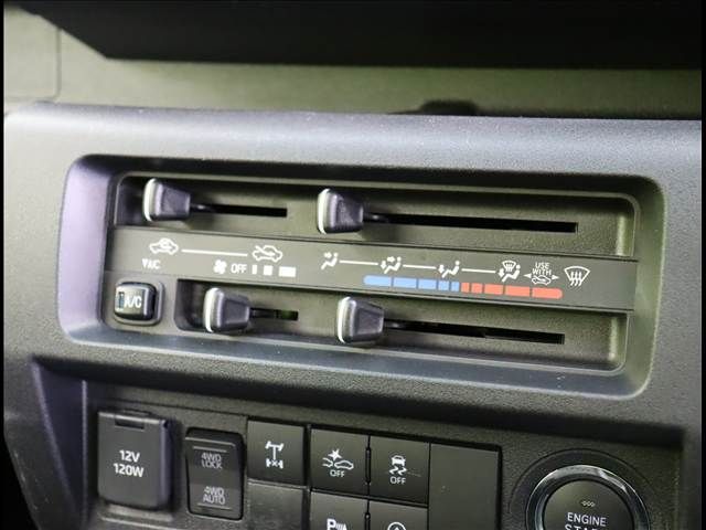 DAIHATSU HIJET truck 4WD 2024