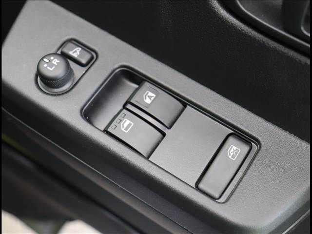 DAIHATSU HIJET truck 4WD 2024