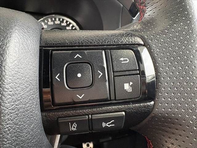 TOYOTA HILUX 4WD 2024