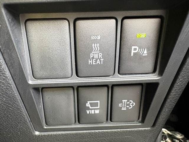 TOYOTA HILUX 4WD 2024