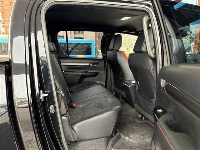 TOYOTA HILUX 4WD 2024