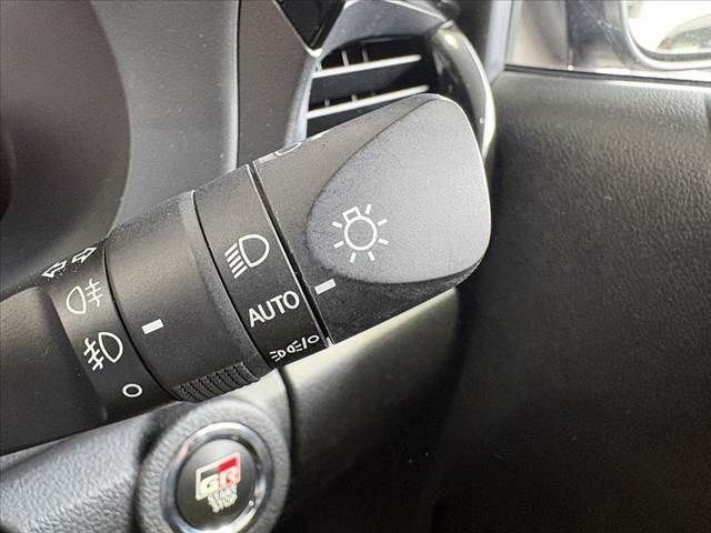 TOYOTA HILUX 4WD 2024