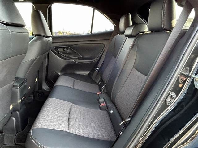 TOYOTA YARIS CROSS HYBRID 2022