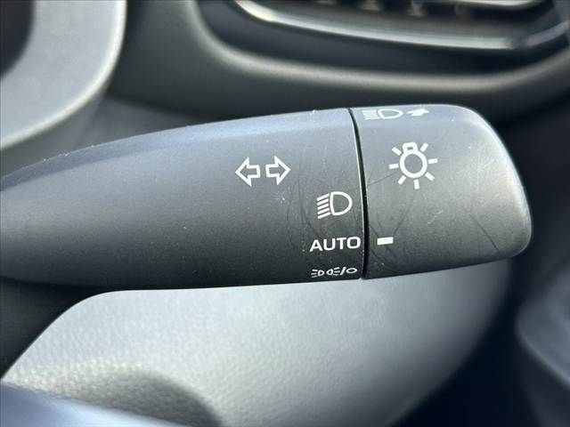 TOYOTA YARIS CROSS HYBRID 2022