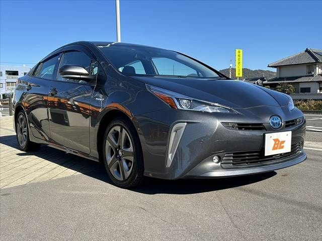 TOYOTA PRIUS 2020