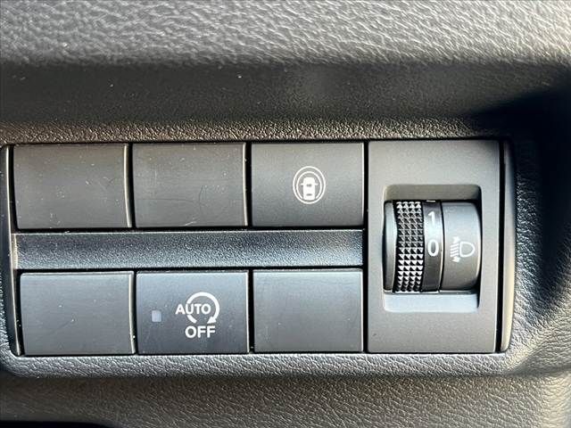 MITSUBISHI ek X 2020