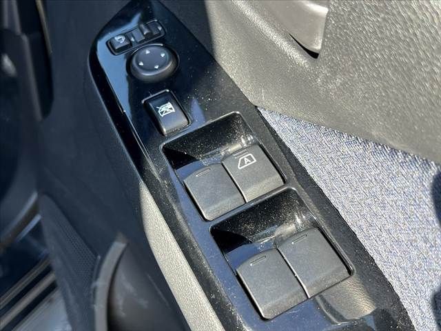 MITSUBISHI ek X 2020