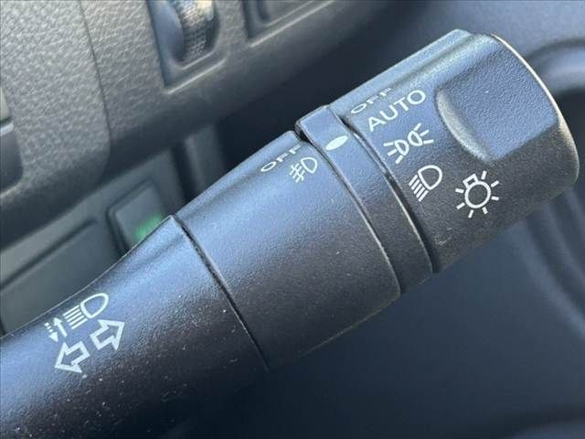 NISSAN SERENA  WG 2015