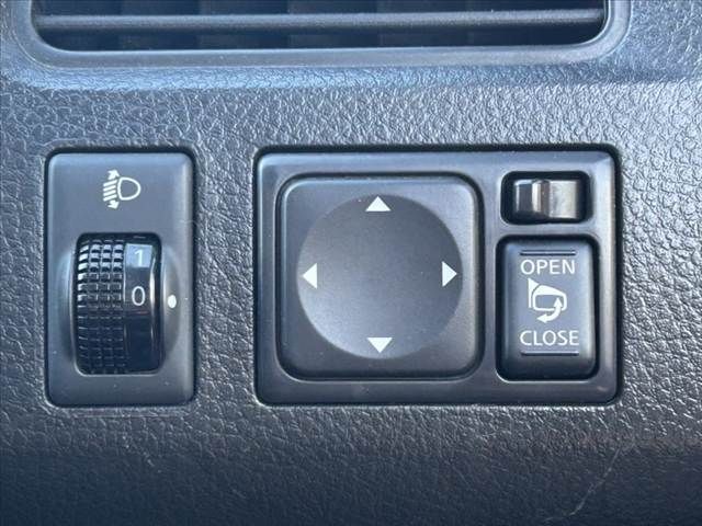 NISSAN SERENA  WG 2015