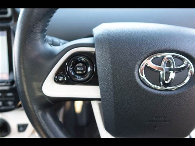 TOYOTA PRIUS 2016