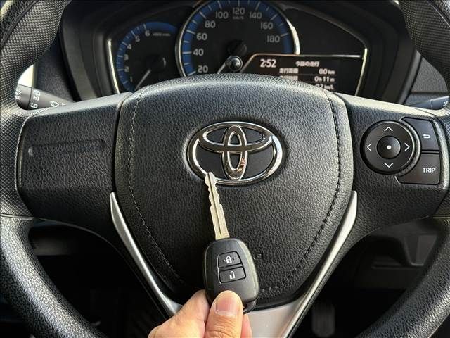 TOYOTA COROLLA FIELDER 2018