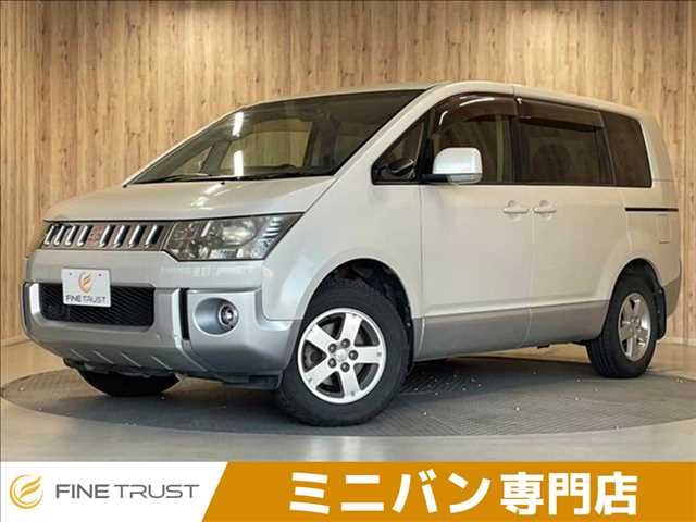 MITSUBISHI DELICA D:5 2WD 2012