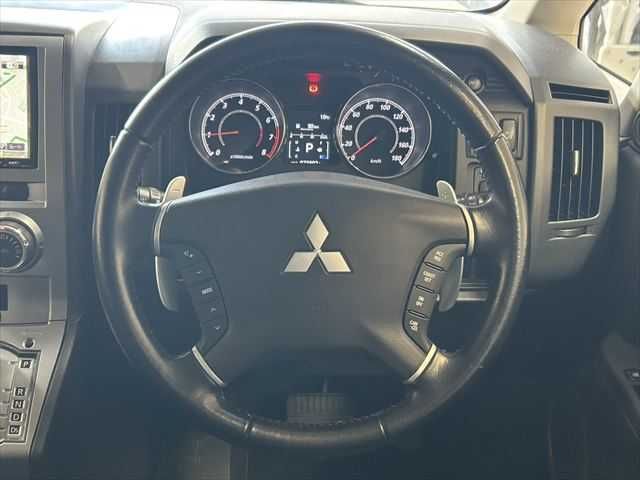 MITSUBISHI DELICA D:5 2WD 2012