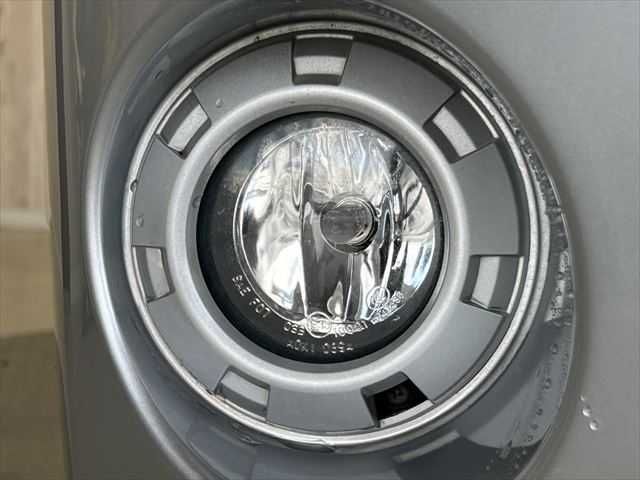 MITSUBISHI DELICA D:5 2WD 2012