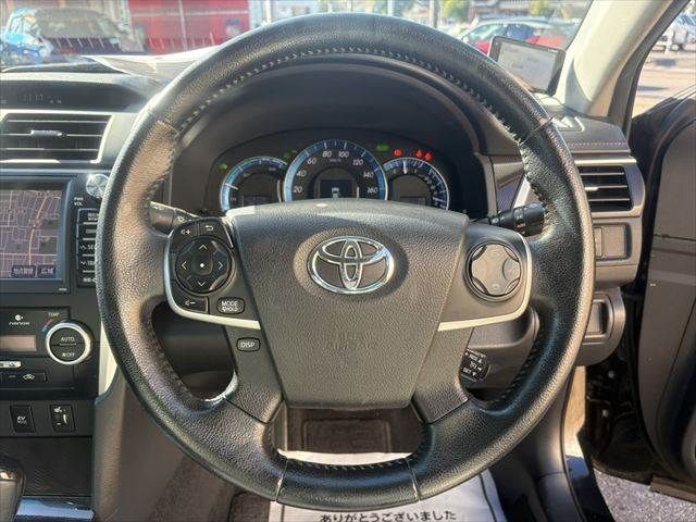 TOYOTA CAMRY HYBRID 2011