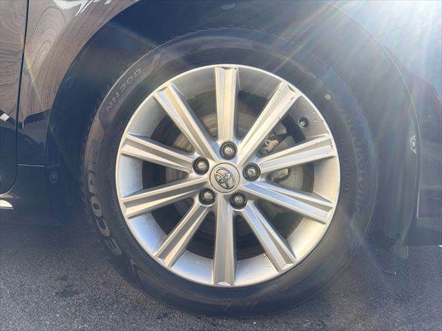 TOYOTA CAMRY HYBRID 2011