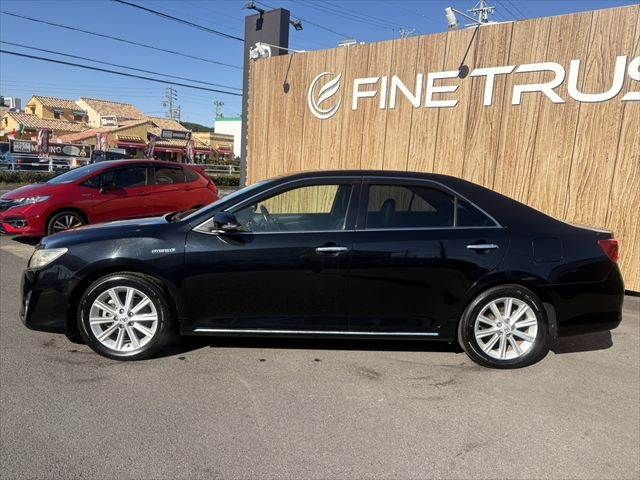 TOYOTA CAMRY HYBRID 2011