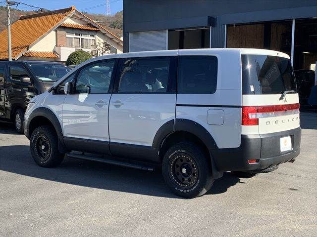 MITSUBISHI DELICA D:5 4WD 2012