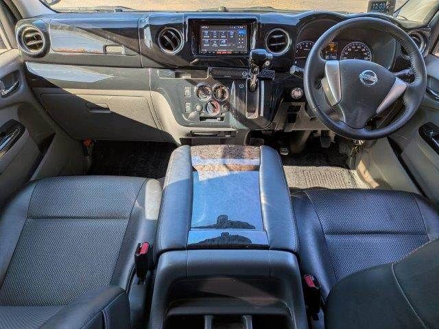 NISSAN NV350 CARAVAN 2013