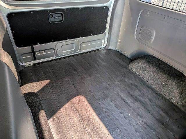 NISSAN NV350 CARAVAN 2013