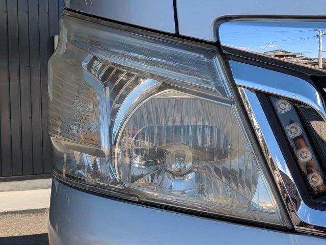 NISSAN NV350 CARAVAN 2013