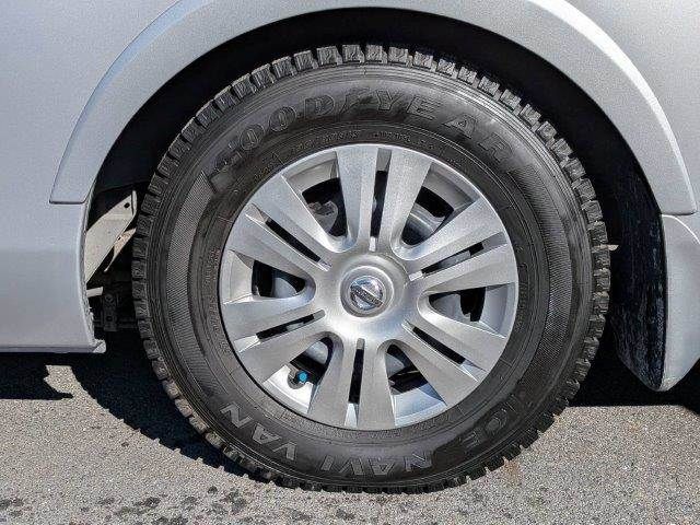 NISSAN NV350 CARAVAN 2013